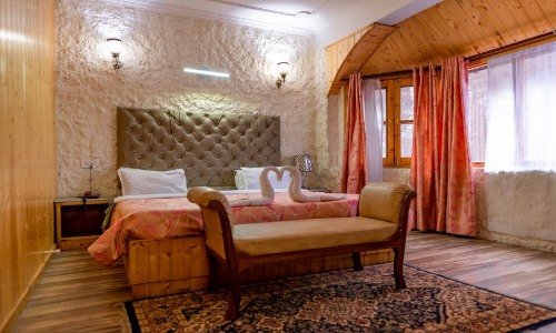 the-marigold-resort-gulmarg4